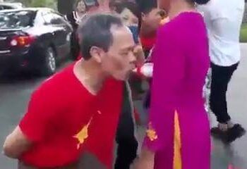 Clip: Người cao tuổi chơi team Building khiến CĐM được 1 phen ‘đỏ mặt’