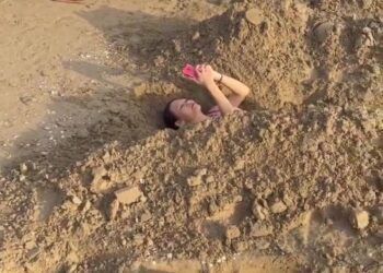 Trao luu Thien Cat xuat hien tai Cua Lo sau vu Team building lifehub.vn Trào lưu 'Thiền Cát' xuất hiện tại Cửa Lò sau vụ 'Team building' Trào lưu ‘Thiền Cát’ xuất hiện tại Cửa Lò sau vụ ‘Team building’