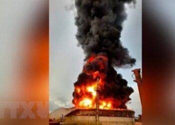 cuba dap tat duoc dam chay o be chua nhien lieu dau tien Đám cháy ở bể chứa nhiên liệu đầu tiên của Cuba đã được dập tắt Cuba dập tắt được đám cháy ở bể chứa nhiên liệu đầu tiên