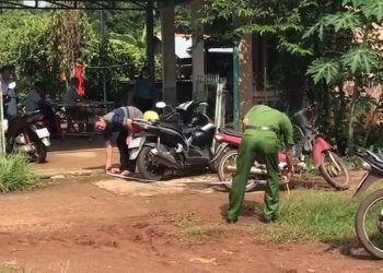 dang hat karaoke nam thanh nien nga nhao roi chet 1 Đang hát karaoke, nam thanh niên bị điện giật tử vong Đang hát karaoke, nam thanh niên ngã nhào rồi chết