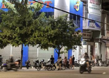 Danh tính kẻ bịt mặt, cầm búa đập phá tiệm vàng ở Quảng Nam