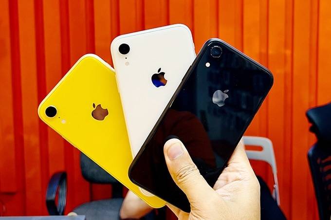 Dùng eSIM trên iPhone XR được không?