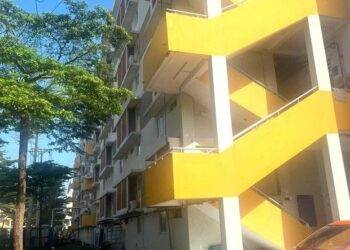 Huấn luyện viên tennis rơi từ lầu 4 tử vong