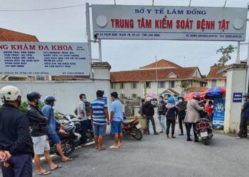 Kỷ luật cảnh cáo Giám đốc CDC Lâm Đồng do liên quan đến Việt Á