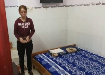 "Nữ quái" gạ trai lạ vào nhà nghỉ, chuốc thuốc ngủ để cướp