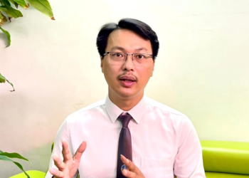 Pháp lý với người chưa ly hôn, ly thân có được ‘cặp kè’ tình ái?