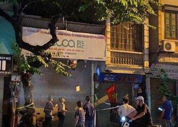 Quên chìa khóa cửa cuốn, người đàn ông trèo cây vào nhà vô tình ngã tử vong