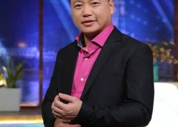 shark binh dang noi dinh dam tren mxh co gia the khung co nao Gia thế khủng của 'Shark' Bình nổi đình đám trên MXH 'Shark' Bình đang nổi đình đám trên MXH có gia thế khủng cỡ nào?