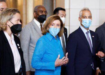 Trung Quốc trừng phạt bà Pelosi sau chuyến thăm Đài Loan