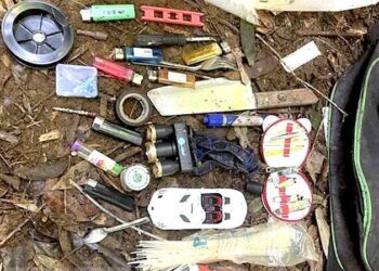 Vụ 2 bộ xương trong rừng Gia Lai: Mẹ và em trai nạn nhân đến nhận diện