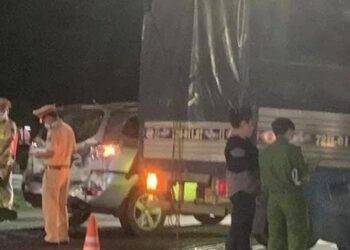 Xe tải tông hàng loạt ô tô, xe máy ở Đồng Nai: Các xe đang dừng chờ qua đường