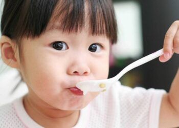 10 dấu hiệu cha mẹ cần biết về bệnh tiểu đường ở trẻ em