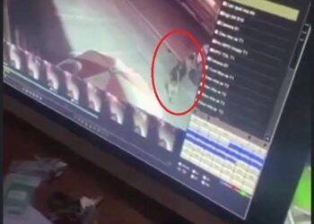 Clip: Toàn cảnh người đàn ông cầm dao đâm gục nam thanh niên trên phố Láng Hạ