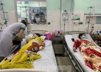 Bác sĩ nói về sức khỏe các nạn nhân sống sót trong vụ cháy khiến 12 người chết