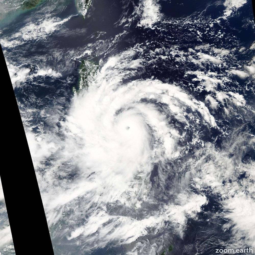 Bão Noru mạnh lên thành siêu bão Cấp 4 sức tàn phá có thể cao hơn bão Xangsane
