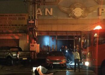 Cháy lớn tại karaoke ở Bình Dương, 13 người chết