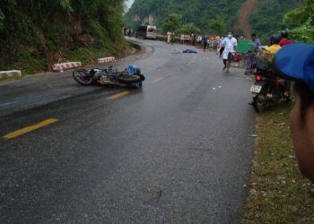 Gặp nạn trên đường về quê nghỉ lễ, hai vợ chồng tử vong