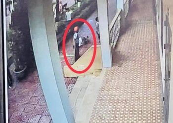 Học sinh lớp 3 nguy kịch vì ngã từ tầng hai xuống đất: Hiệu trưởng nói gì?