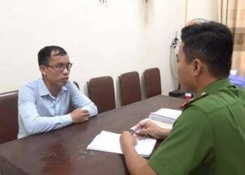 Khởi tố kẻ lái ô tô theo kiểu "tự sát" rồi nhờ người khác nhận tội thay