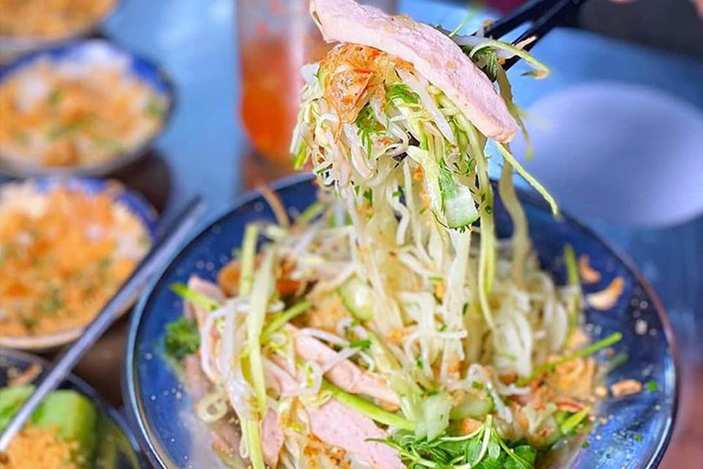 Loại bánh đặc sản chỉ có ở Bình Định đã ăn thì khó lòng buông đũa