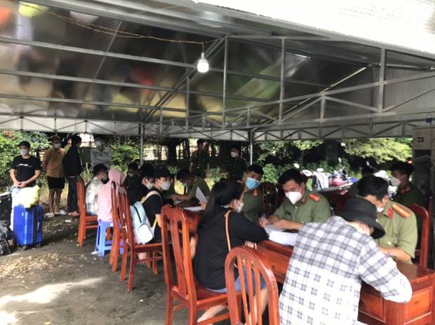 Lời kể của người bị dụ sang Campuchia việc nhẹ lương cao Lời kể của người bị dụ sang Campuchia việc nhẹ lương cao