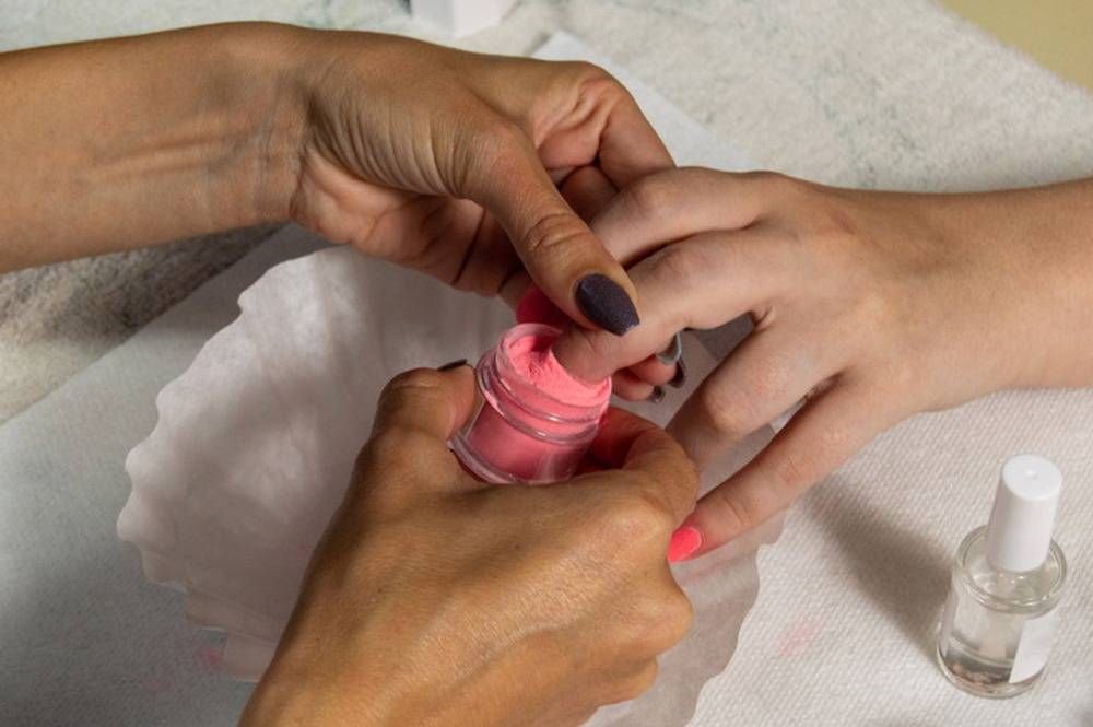 Những điều mà bạn cần tránh khi đi làm nail Những điều mà bạn cần tránh khi đi làm nail