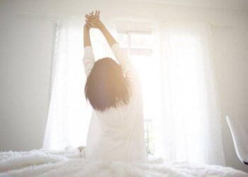 Thức dậy trước 7 giờ giúp cải thiện tinh thần, năng suất của bạn