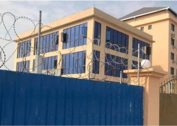 Trải nghiệm kinh hoàng sau những lời quảng cáo 'việc nhẹ lương cao'