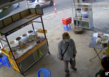 Xin mua suất cơm 10.000 đồng, người đàn ông xúc động khi nhận câu trả lời từ chủ quán