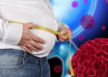 4 thói quen ngầm rước bệnh ung thư vào người, để càng lâu càng nguy hiểm