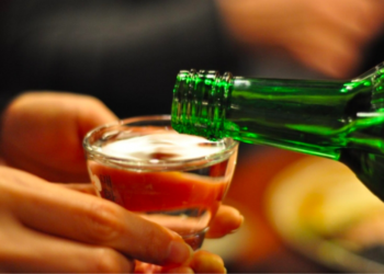 6 thói quen khi uống rượu có thể cắt ngắn tuổi thọ: Ai mắc phải thì nên sửa sớm