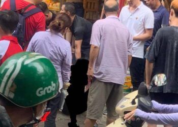 Bắt nghi phạm vờ mua vàng rồi bỏ chạy ở Hà Nội