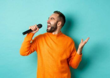 Bất ngờ với tác dụng của việc ca hát – cải thiện chức năng tim, phổi, kéo dài tuổi thọ