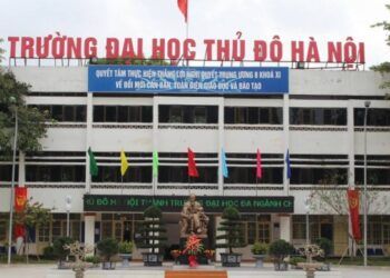 Kỷ luật giảng viên bị tố quấy rối nữ sinh đại học