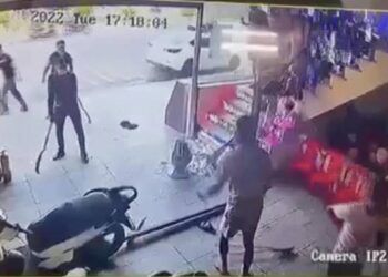 Lộ nguyên nhân nhóm giang hồ 'đổ bộ' quán karaoke, chém người tới tấp