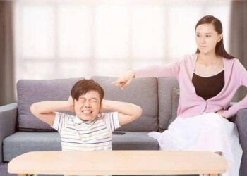 Muốn con khôn lớn trưởng thành cha mẹ hãy luôn nói “2 lời” này, trẻ sẽ ngày càng tự tin hơn