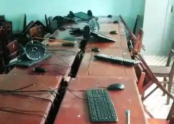 Nhóm học sinh đột nhập vào trường phá tài sản, gây thiệt hại hàng trăm triệu đồng