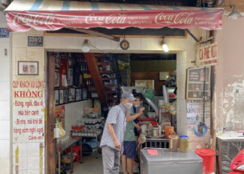 Những quán ăn có tên 'rùng rợn' nhưng vẫn đông nghịt khách ở TP.HCM