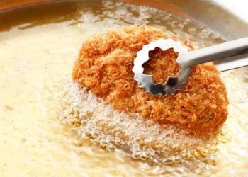 Những sai lầm khi nấu ăn khiến cả nhà 'rước đủ thứ bệnh', thậm chí gây ung thư mà đa phần người Việt đều mắc phải