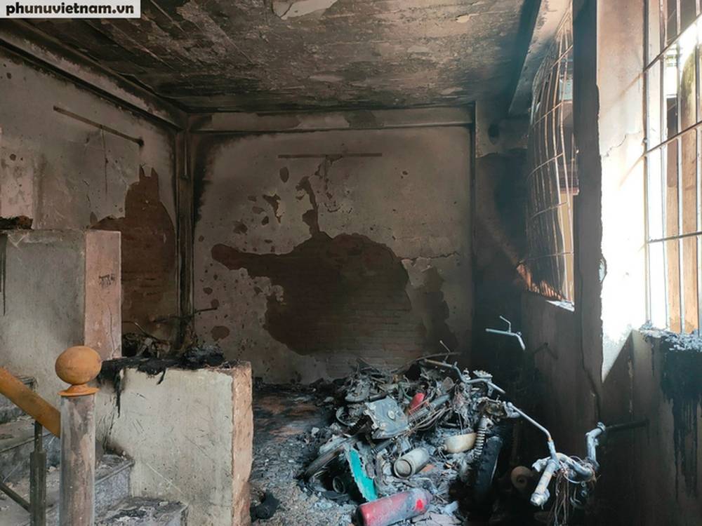 Nữ sinh viên kể lại giây phút thoát khỏi đám cháy chung cư mini ở Hà Nội: 'Một là chết, hai là liều'