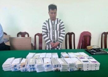 Phát hiện lô iPhone trị giá hàng chục tỷ đồng vận chuyển trái phép về Việt Nam