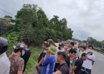 phat hien thi the nguoi dan ong o bai dat trong Hà Tĩnh: Phát hiện người đàn ông tử vong bất thường ở bãi đất trống Phát hiện thi thể người đàn ông ở bãi đất trống