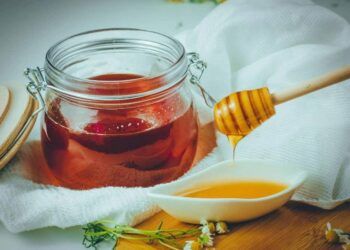 Quan niệm 'mật ong kết hợp sắn dây sẽ gây độc': Chuyên gia giải đáp sự thật