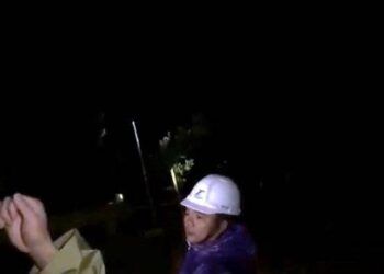 quang ngai sat lo nghiem trong tai thuy dien khong lien lac duoc voi truc b Quảng Ngãi: Sạt lở nghiêm trọng tại thủy điện Kà Tinh, chưa thể liên lạc được với công nhân trực ban Quảng Ngãi: Sạt lở nghiêm trọng tại thủy điện, không liên lạc được với trực ban