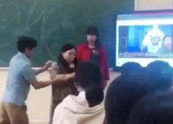 Thầy đẩy cô giáo khỏi lớp: Hành động không nên xảy ra, bất luận vì lý do gì