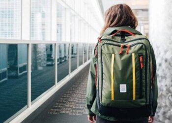 Tiếp viên hàng không kinh nghiệm tiết lộ 10 bí kíp "bỏ túi" giúp mọi chuyến đi đều "dễ như ăn bánh"