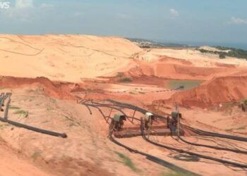 Tìm thấy thi thể công nhân cuối cùng trong vụ sập mỏ titan ở Bình Thuận