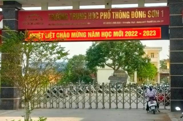 Xôn xao vụ nhà trường thu hơn 10 triệu đồng mỗi học sinh đầu năm học