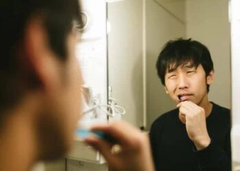 4 dấu hiệu cho thấy bạn cần thay mới bàn chải của mình ngay