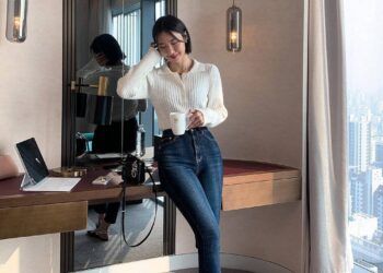5 cách mặc quần skinny jeans trẻ trung và tôn dáng cao ráo